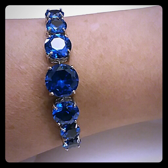 Bijoux X Designs Jewelry - BLUE SPINEL BOLO BRACELET